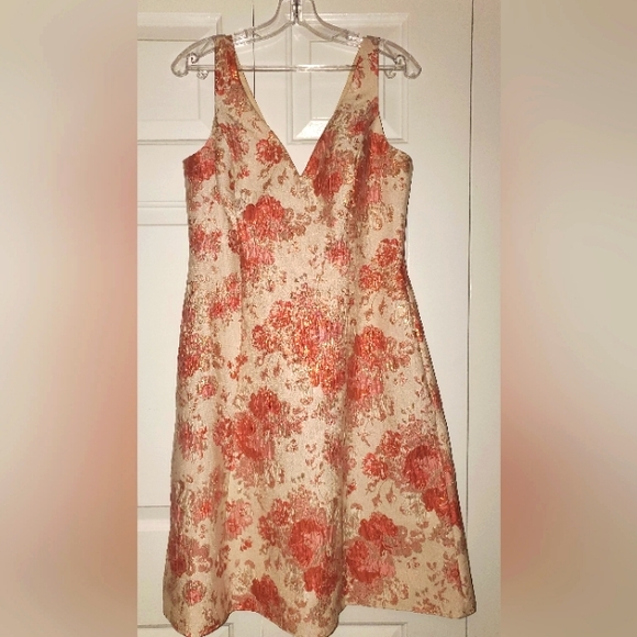 BRAND NEW Floral Spring/Summer Dress - Picture 1 of 2